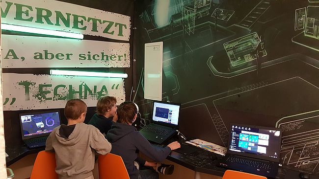 Vernetzt? - JA, aber sicher!