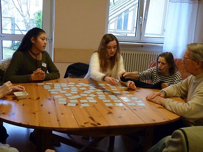 Gemeinsam durch Jung und Alt