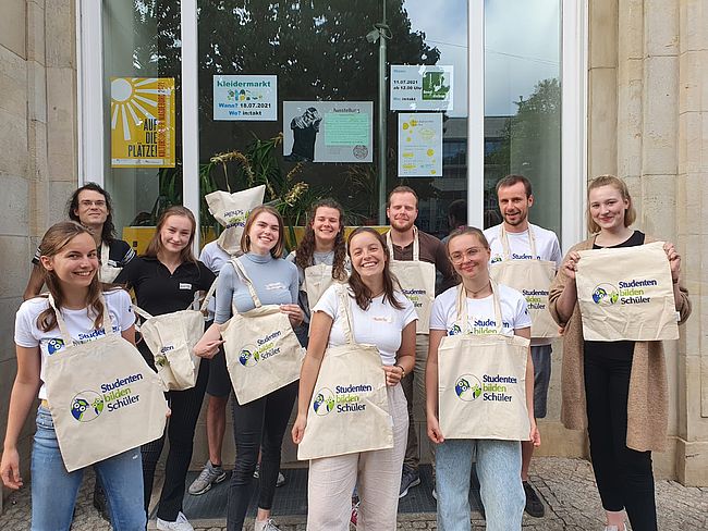 Studenten bilden Schüler e. V. in Magdeburg