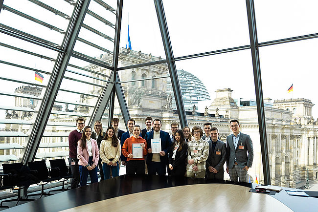 Jugend-Enquete-Kommission e. V.