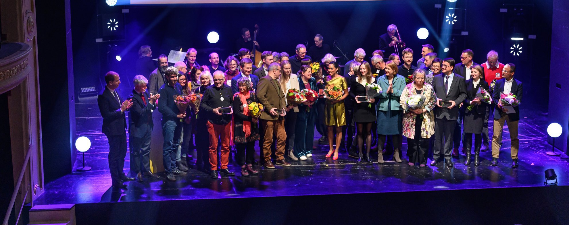 Ein Gruppenbild von der Preisverleihung 2023
