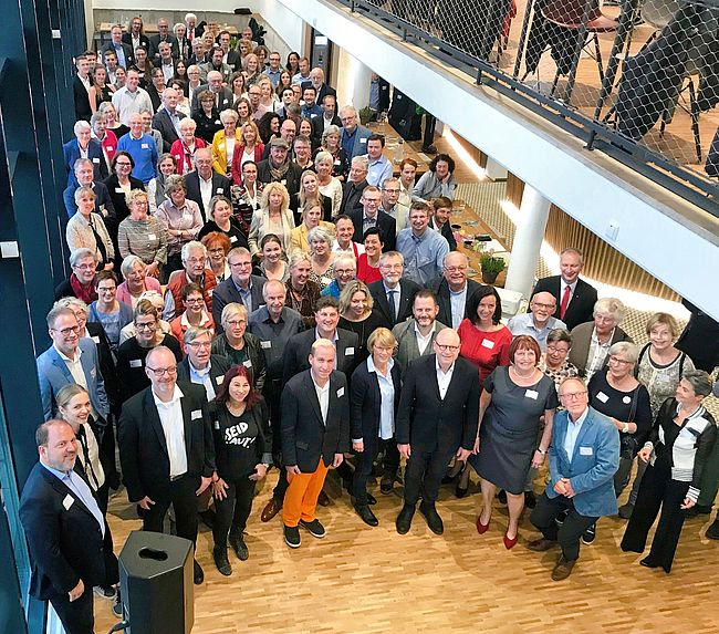 roterkeil.net - Hoffnung für missbrauchte Kinder