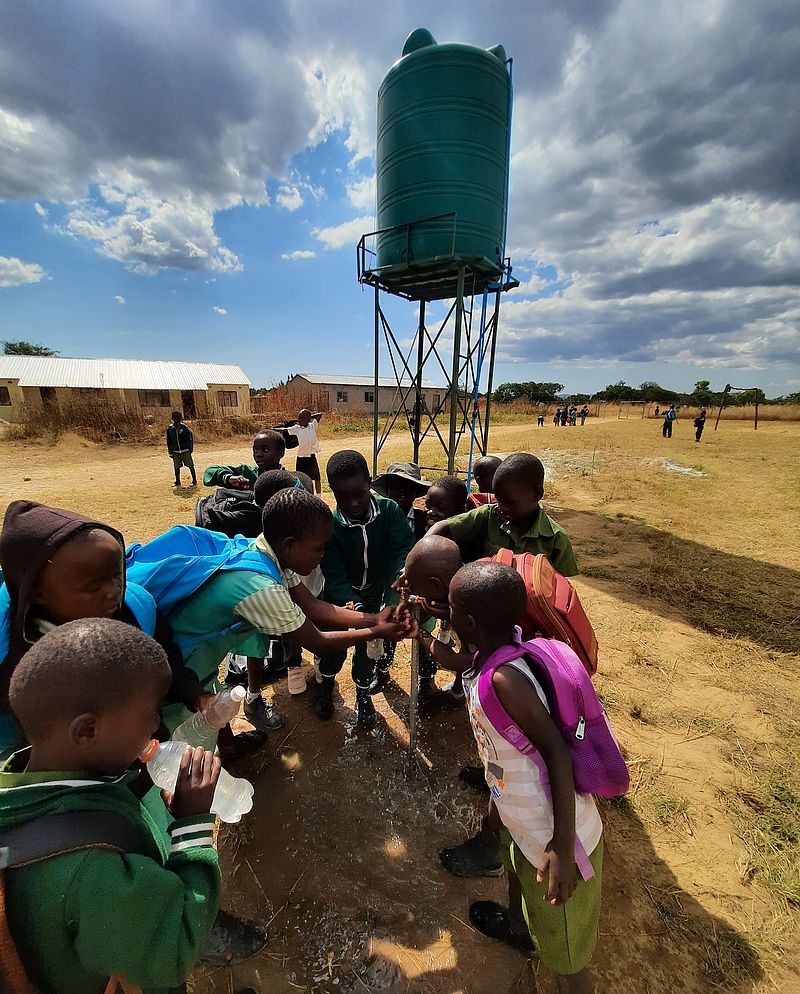 Eine Verbindung zwischen Sylt und Simbabwe - Magdalene Nickel und Washington Chirume während Chirumes Besuch in Deutschland (2018)