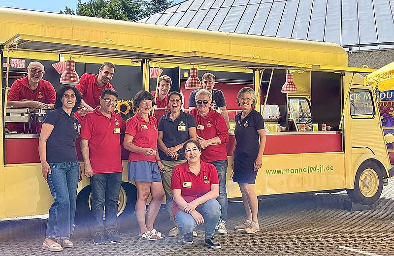 Manna Mobil - Gemeinsam jungen Menschen Gutes tun
